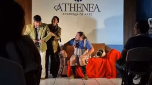 actores-en-escena-durante-una-funcion-de-teatro-ante-el-publico