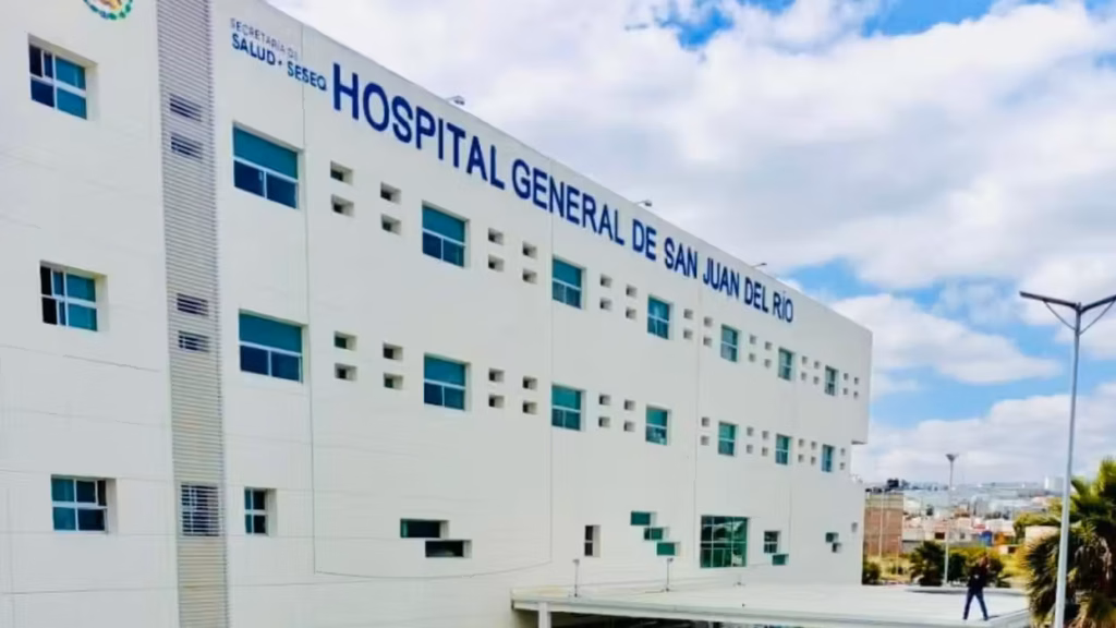fachada-del-hospital-general-de-san-juan-del-rio-donde-enfermeras-eventuales-piden-transparencia-en-la-asignacion-de-bases